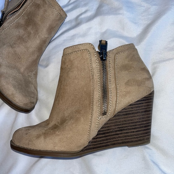 Time & Tru Booties - Picture 3 of 4